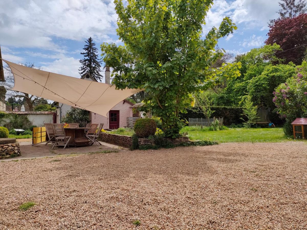Le Calme A La Source Villa Brechamps Bagian luar foto